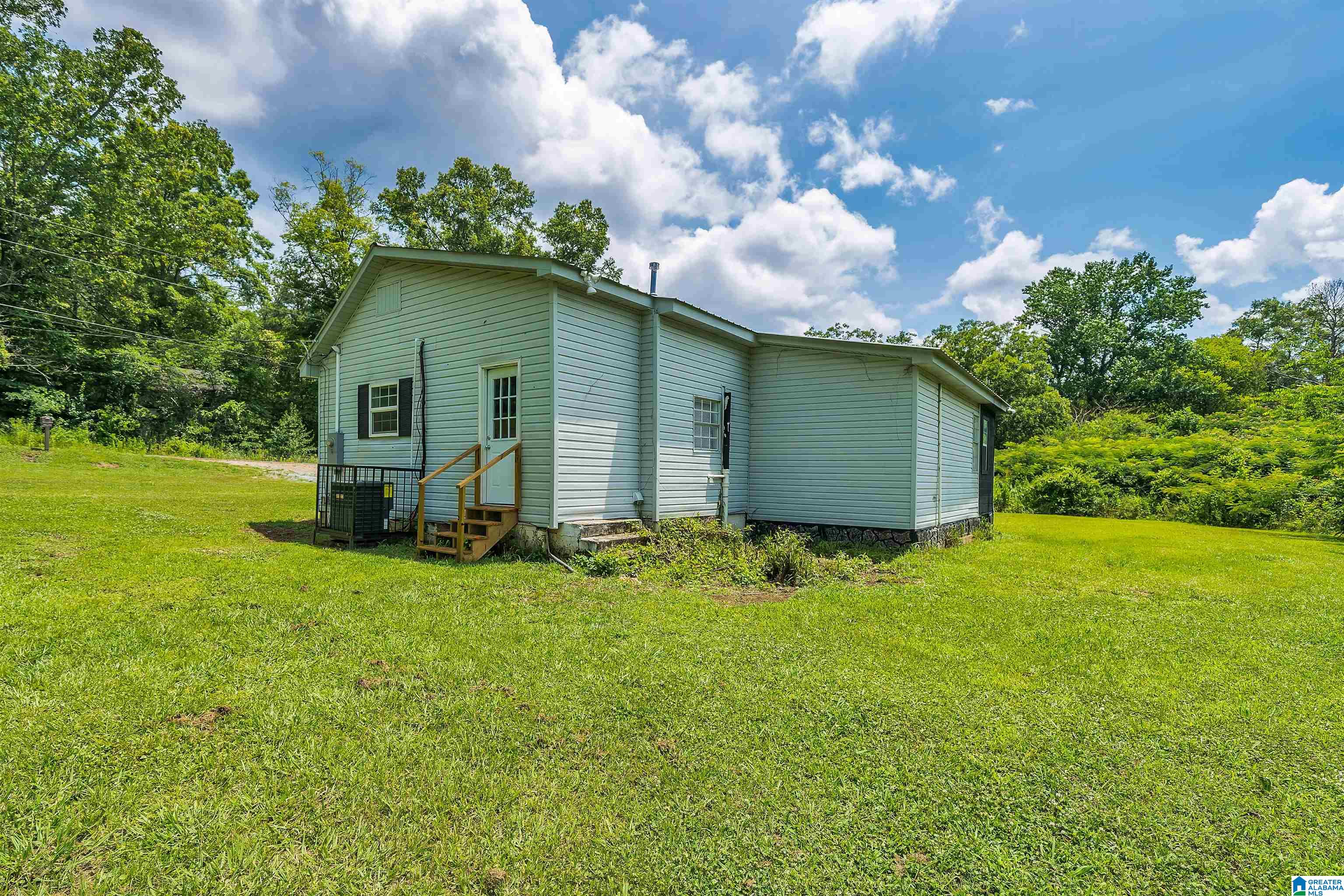435 Southview Road Sylacauga, AL 35150 - Photo 5 of 30