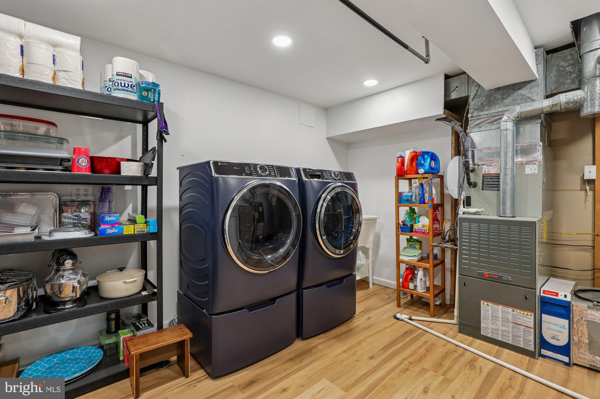 8019 Galla Knoll Circle Springfield, VA 22153 - Photo 45 of 57 a storage room with washer and dryer