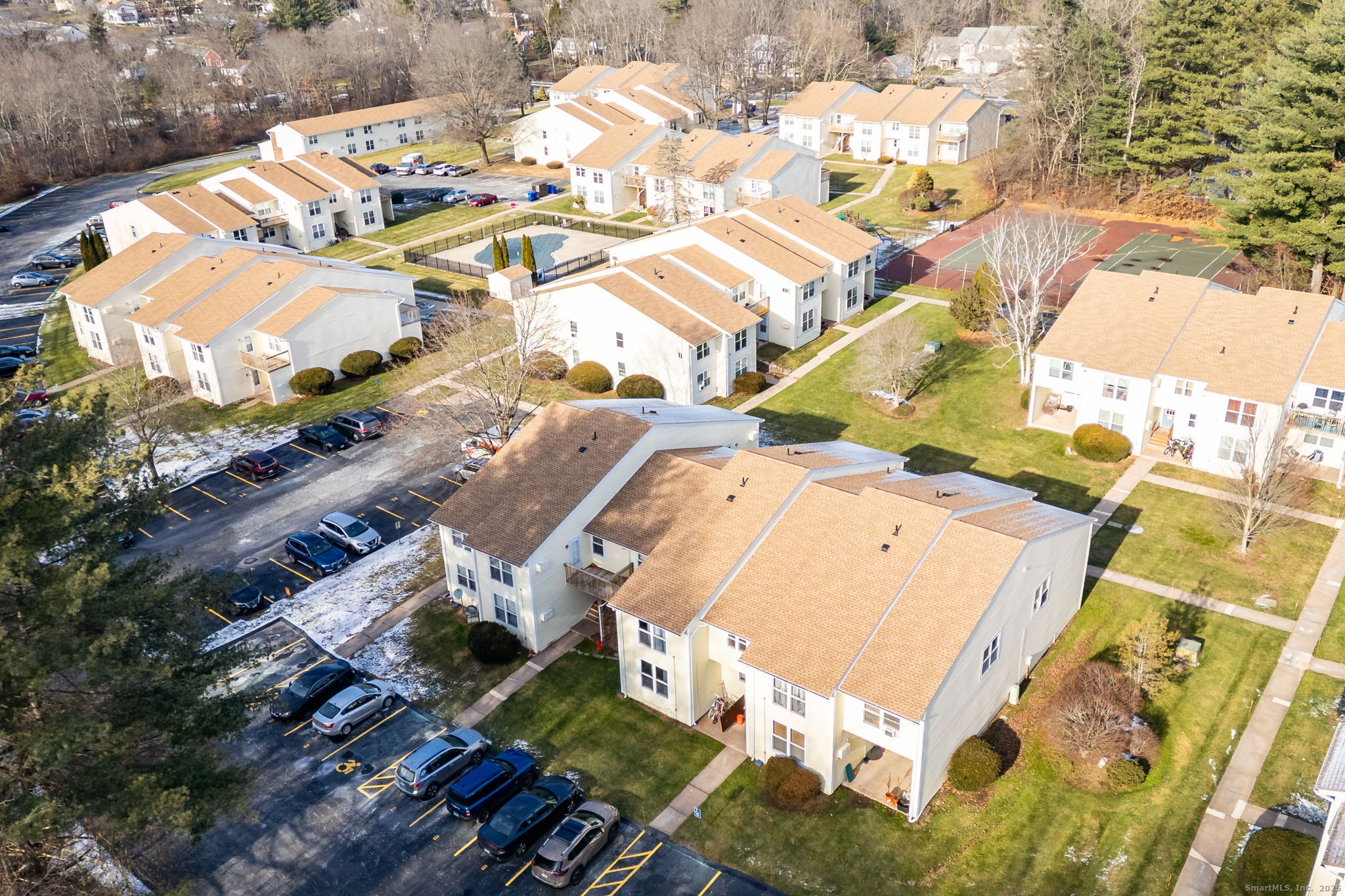 949 Pleasant Valley Road, Unit 801 South Windsor, CT 06074 - Photo 21 of 22 an aerial view of residential house with parking