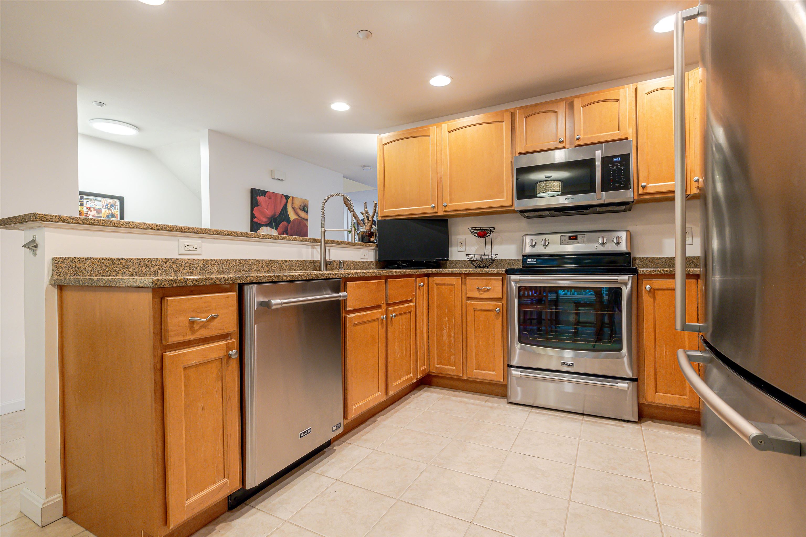 60 Mulberry Street, Unit 1 Concord, NH 03301 - Photo 8 of 36