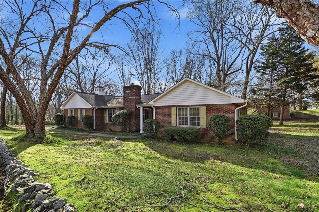 98 Mountain View Drive Walhalla, SC 29691 - Photo 2 of 29