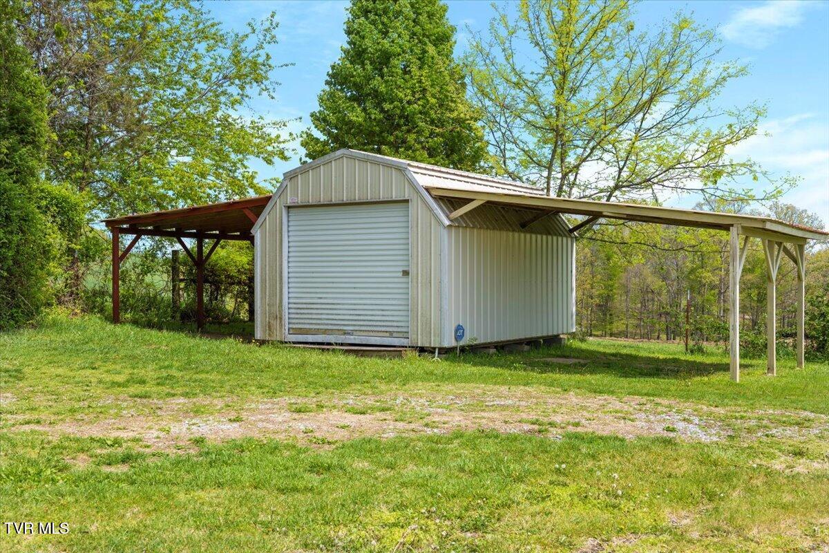 9135 Old Stage Road Limestone, TN 37681 - Photo 5 of 28 05-128A3221