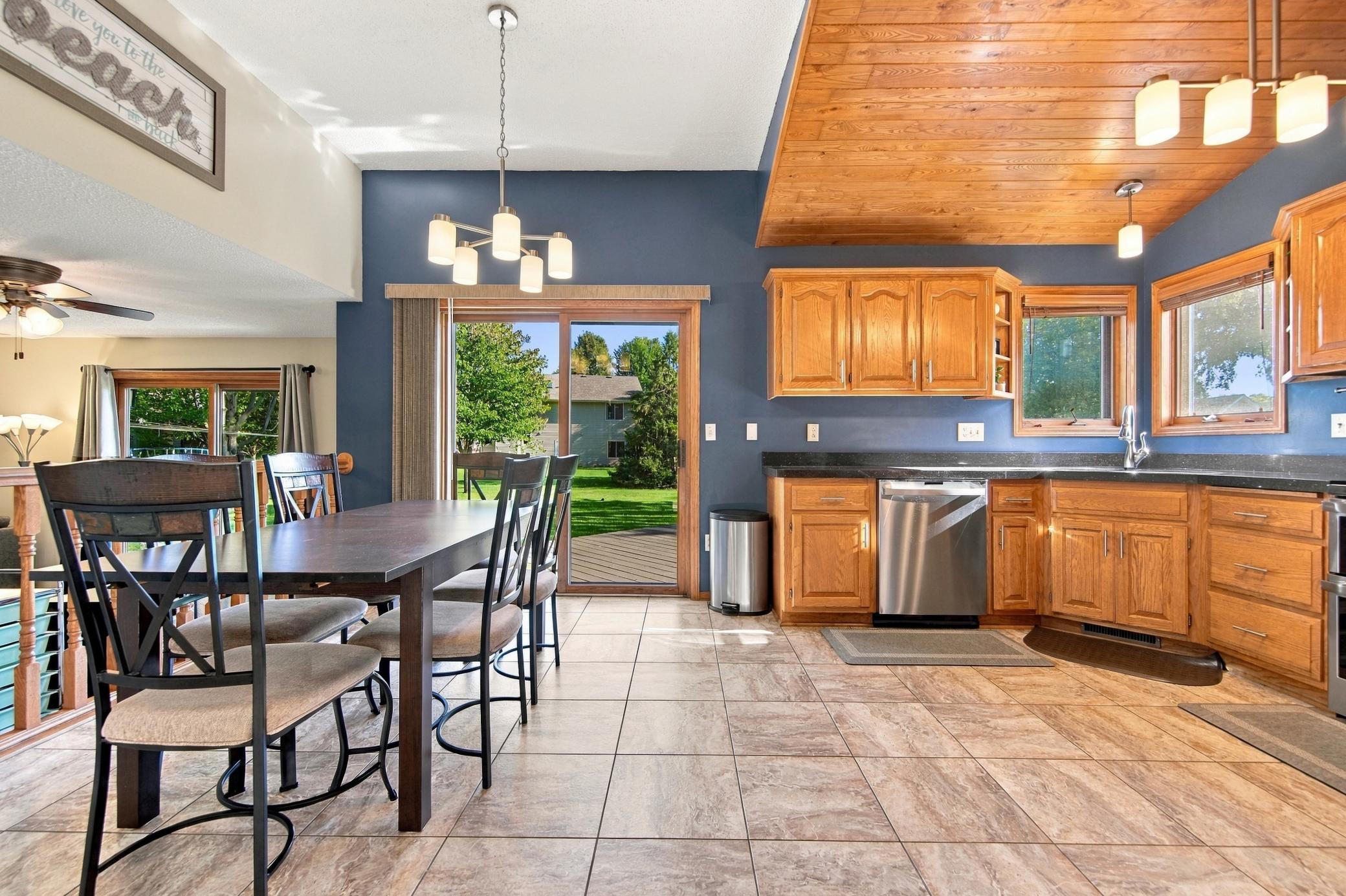 490 Hawthorn Road Lino Lakes, MN 55014 - Photo 12 of 54 Gallery Image 12