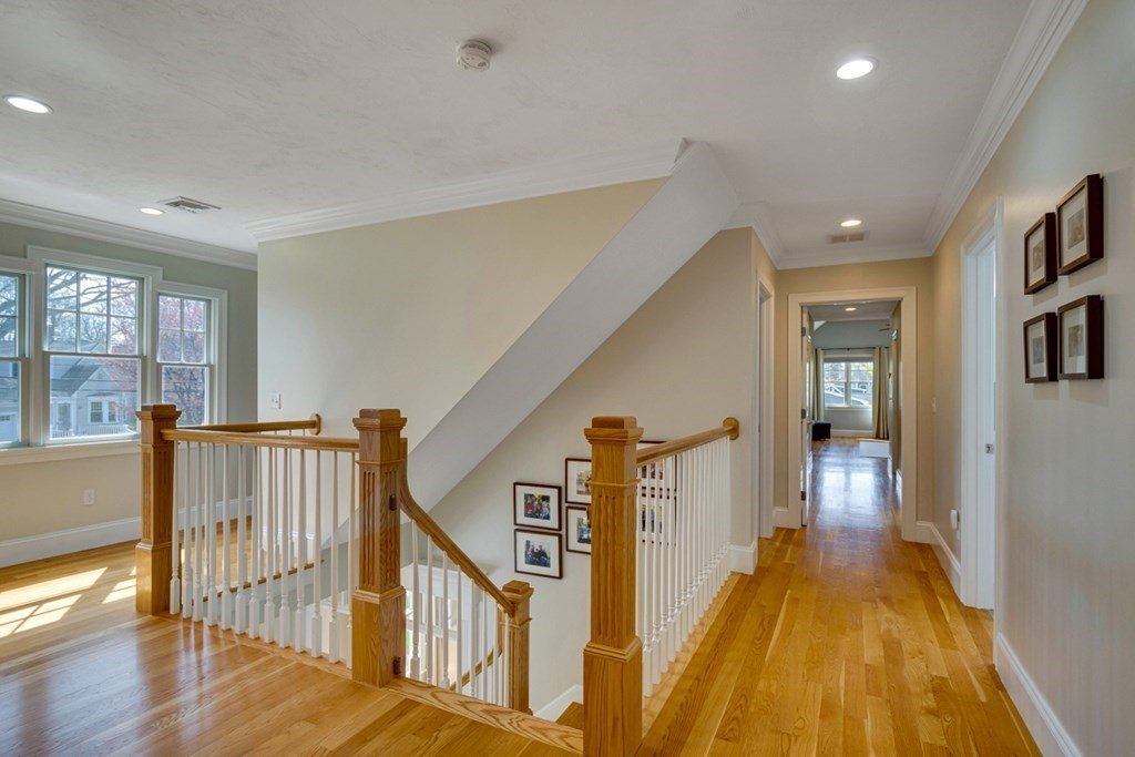 342 Hillcrest Road Needham, MA 02492 - Photo 24 of 33