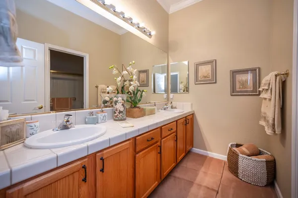 $680,000 | 2006 Butterfield Lane, Lincoln, CA 95648