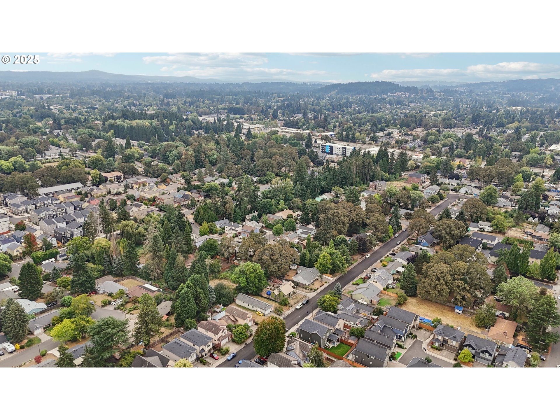 2986 Southwest 176th Avenue Beaverton, OR 97003 - Photo 18 of 21 a view of a city