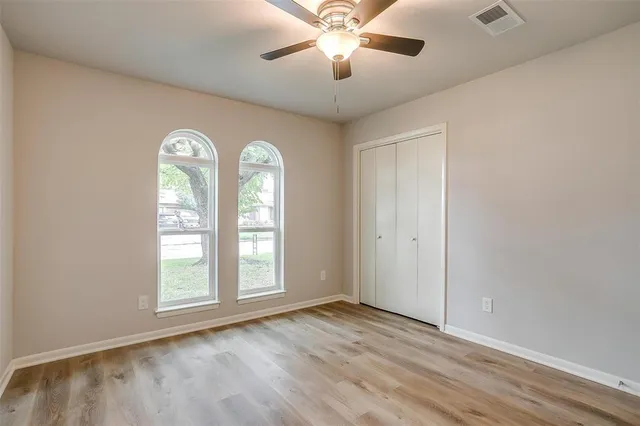 $1,975 | 144 Northwest Suzanne Terrace, Burleson, TX 76028
