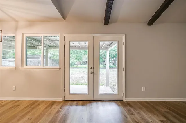 $1,975 | 144 Northwest Suzanne Terrace, Burleson, TX 76028