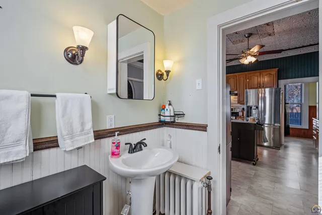 $251,900 | 900 North Buckeye Avenue, Abilene, KS 67410