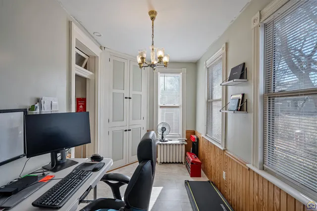 $251,900 | 900 North Buckeye Avenue, Abilene, KS 67410