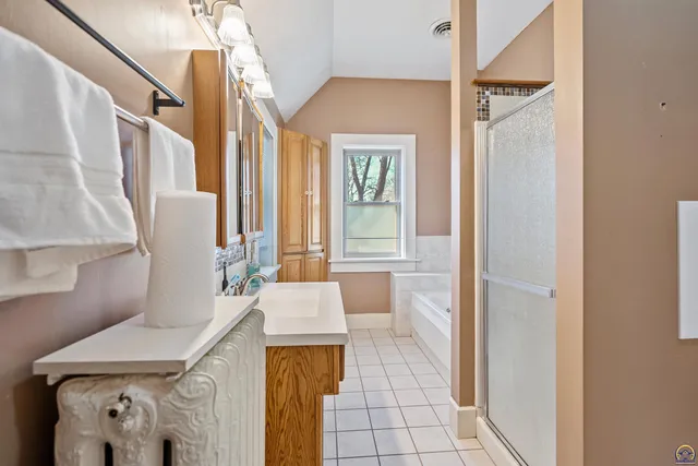 $251,900 | 900 North Buckeye Avenue, Abilene, KS 67410