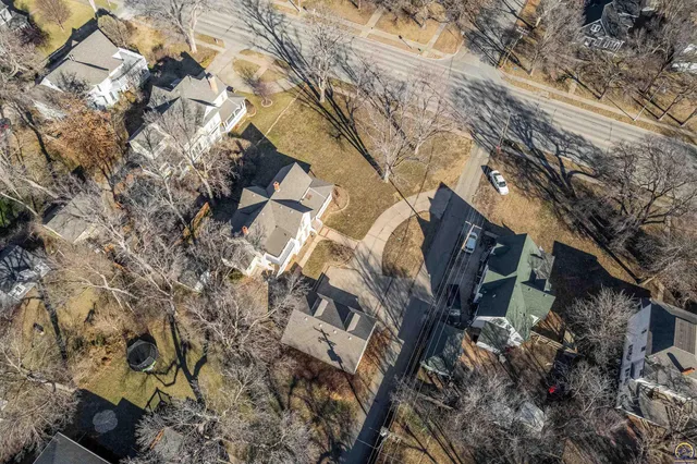 $251,900 | 900 North Buckeye Avenue, Abilene, KS 67410