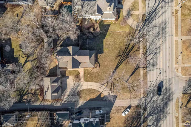 $251,900 | 900 North Buckeye Avenue, Abilene, KS 67410