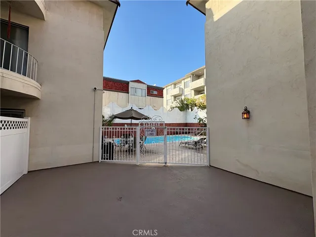 $3,500 | 5625 North Sumner Way, Unit 206, Culver City, CA 90230
