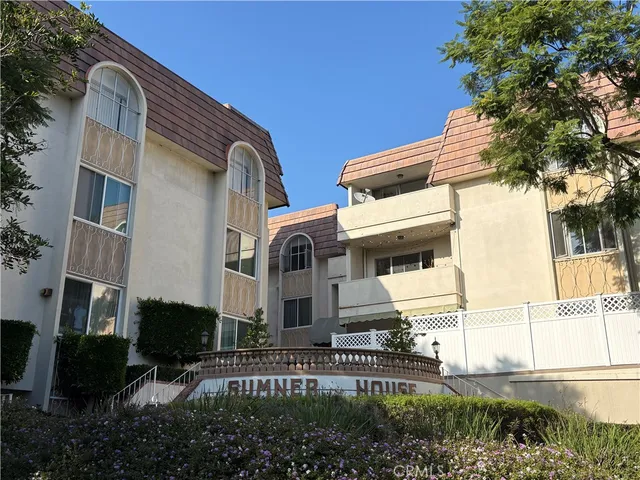 $3,500 | 5625 North Sumner Way, Unit 206, Culver City, CA 90230