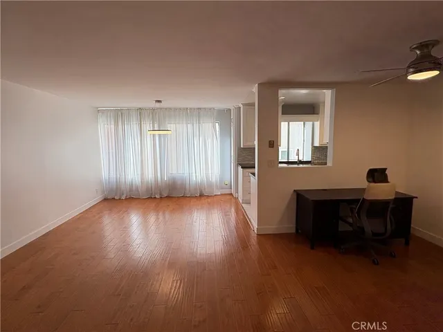 $3,500 | 5625 North Sumner Way, Unit 206, Culver City, CA 90230