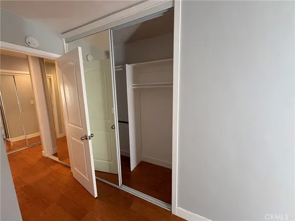 $3,250 | 5625 North Sumner Way, Unit 206, Culver City, CA 90230