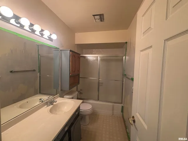 $115,000 | 920 17th Street, Unit 28, Moline, IL 61265