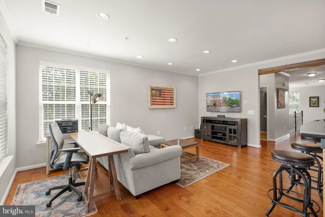 $3,100 | 9502 Lee Court, Manassas, VA 20110