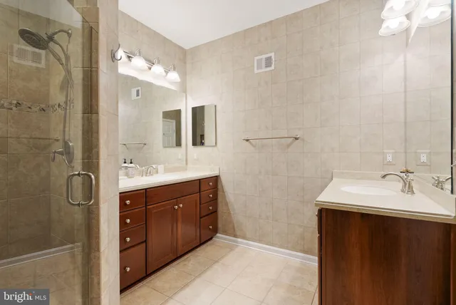 $3,100 | 9502 Lee Court, Manassas, VA 20110