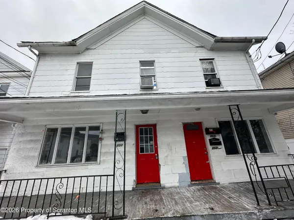 $260,000 | 202 Main Street, Kingston, PA 18704