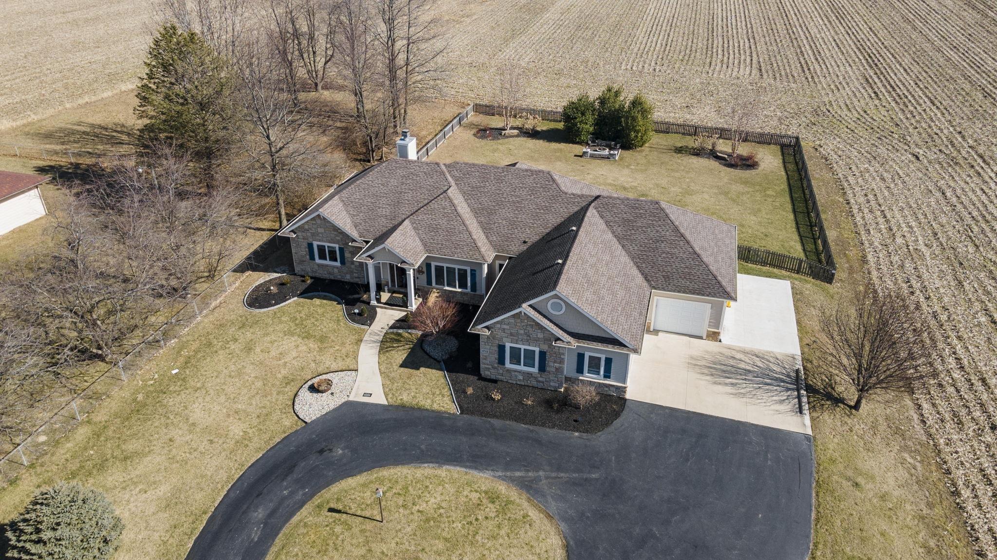 4514 Wheelock Road Fort Wayne, IN 46835 - Photo 3 of 36