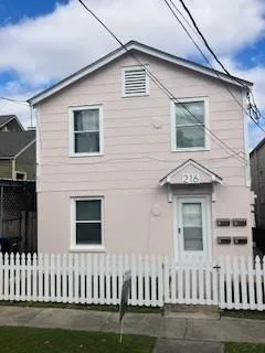 $1,200 | 216 Bermuda Street, Unit 2B, New Orleans, LA 70114