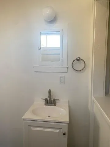 $1,200 | 216 Bermuda Street, Unit 2B, New Orleans, LA 70114