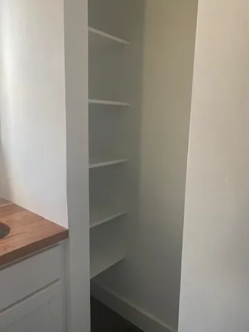 $1,200 | 216 Bermuda Street, Unit 2B, New Orleans, LA 70114