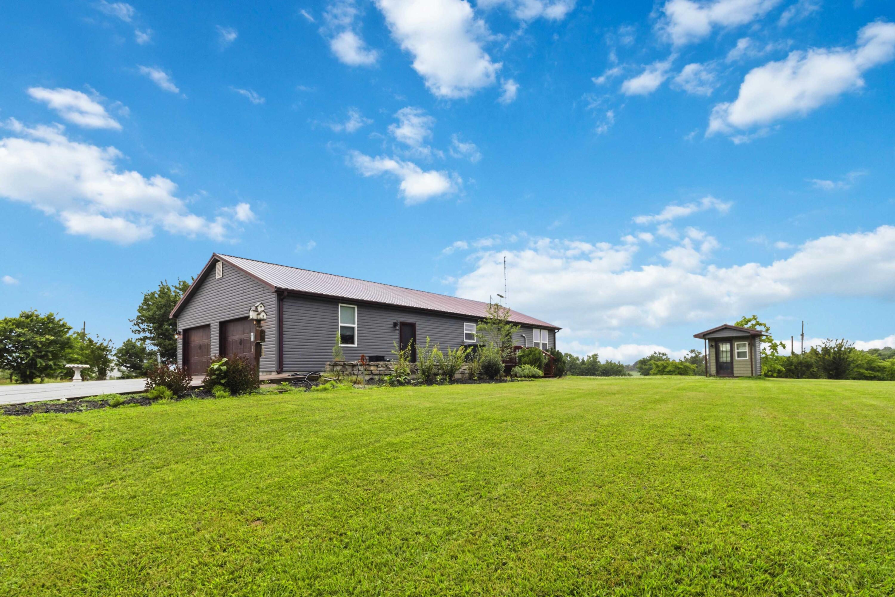 1716 Liberty Road Eubank, KY 42567 - Photo 8 of 53 025