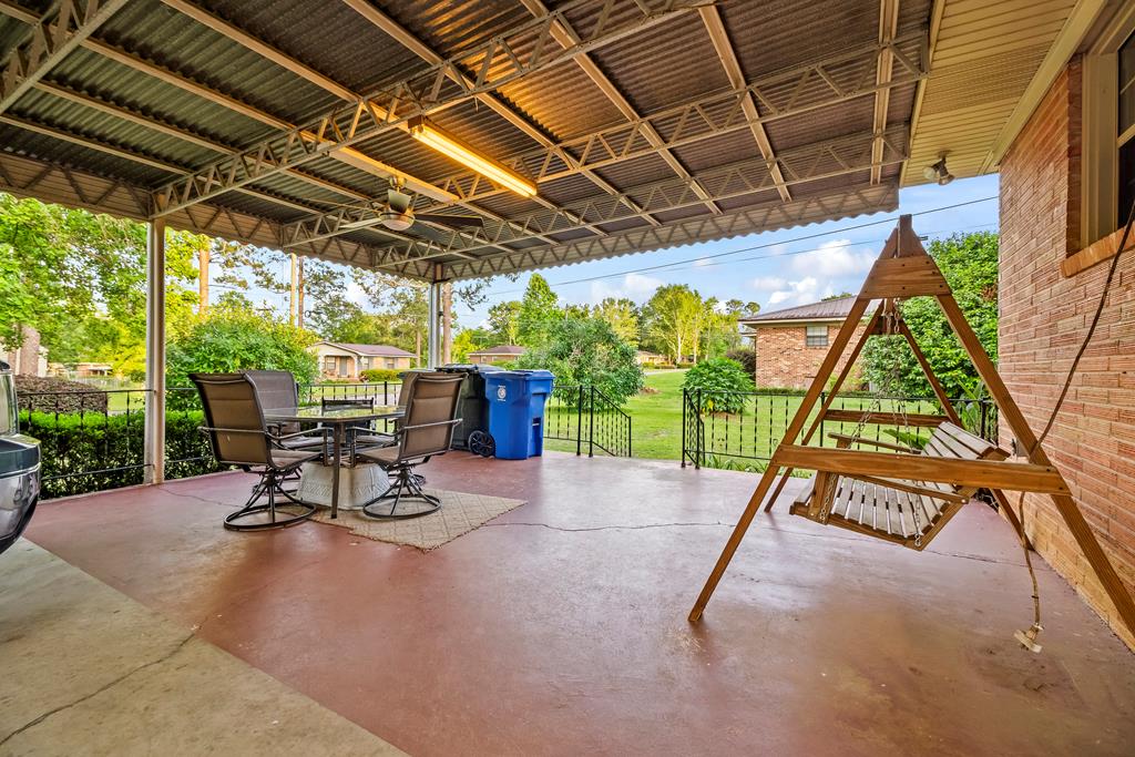 902 Moss Street Dothan, AL 36301 - Photo 15 of 26