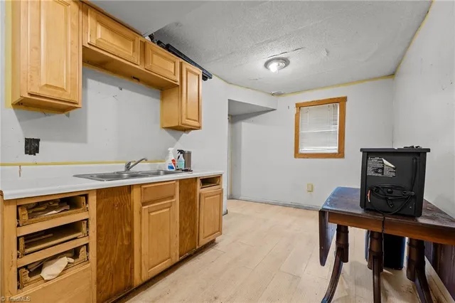 $132,000 | 910 Omaha Street, Greensboro, NC 27406