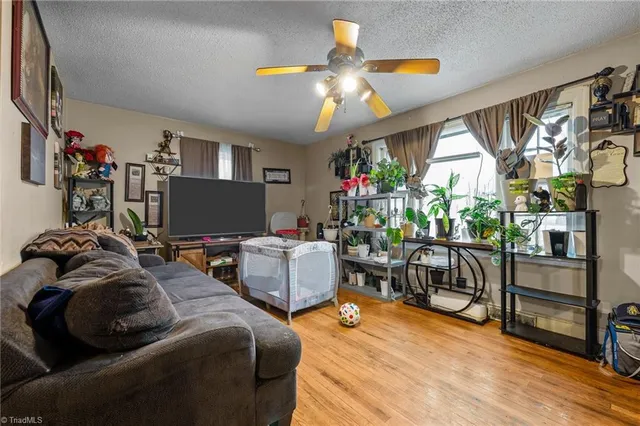 $132,000 | 910 Omaha Street, Greensboro, NC 27406