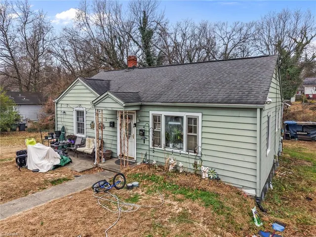 $132,000 | 910 Omaha Street, Greensboro, NC 27406