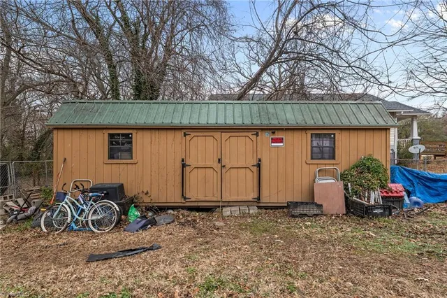 $132,000 | 910 Omaha Street, Greensboro, NC 27406