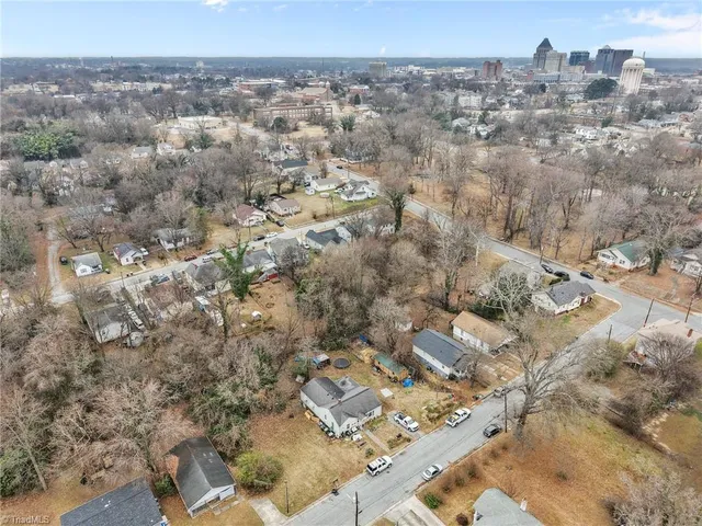 $132,000 | 910 Omaha Street, Greensboro, NC 27406