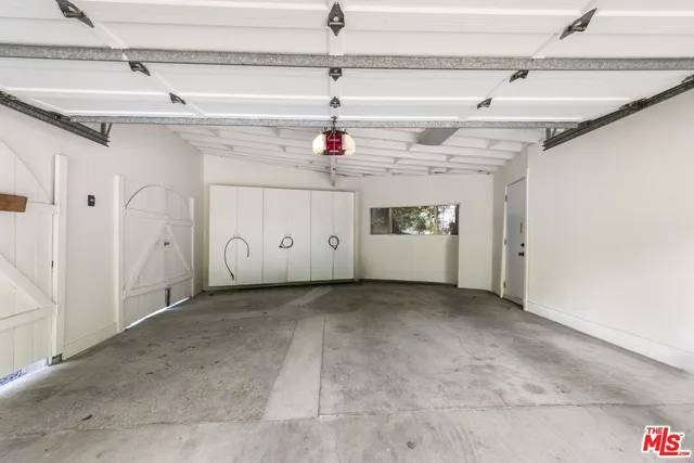 $11,000 | 2601 Nichols Canyon Road, Los Angeles, CA 90046