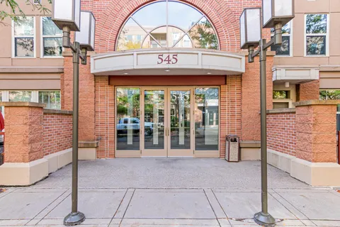 $379,900 | 545 North 1st Street, Unit 404, Minneapolis, MN 55401