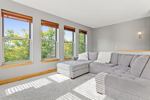 $379,900 | 545 North 1st Street, Unit 404, Minneapolis, MN 55401