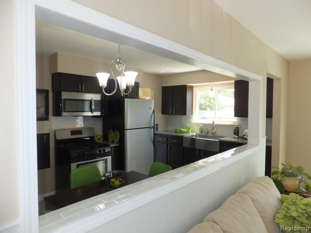 30232 Hayes Road Roseville, MI 48066 - Photo 10 of 88 2014-07-11 001 2014-07-11 114.jpg