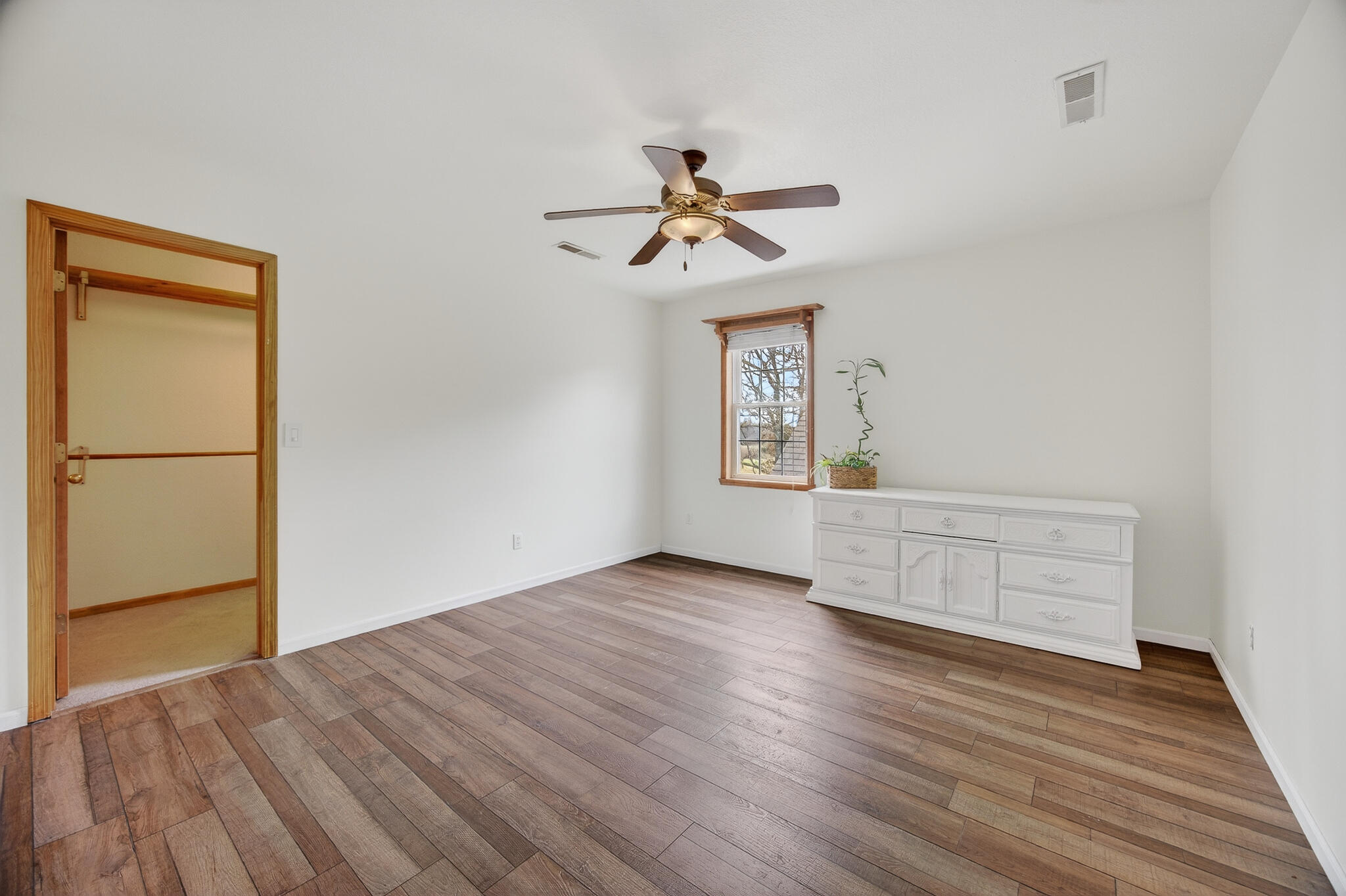 3343 South 30th Road Humansville, MO 65674 - Photo 38 of 60 Bedroom 2