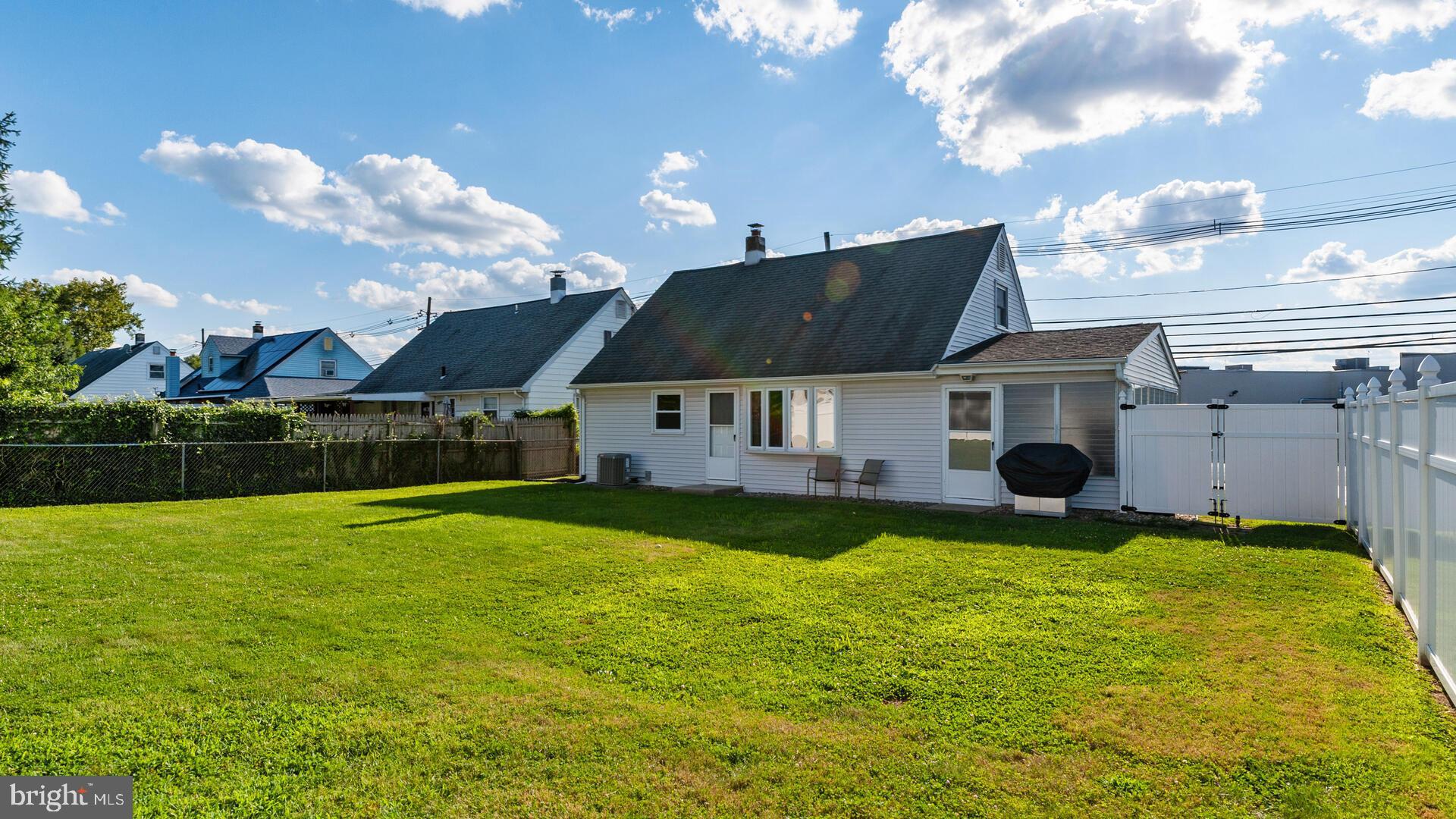 2446 Yardville Hamilton Square Road Hamilton, NJ 08690 - Photo 21 of 23 Gallery Image 21