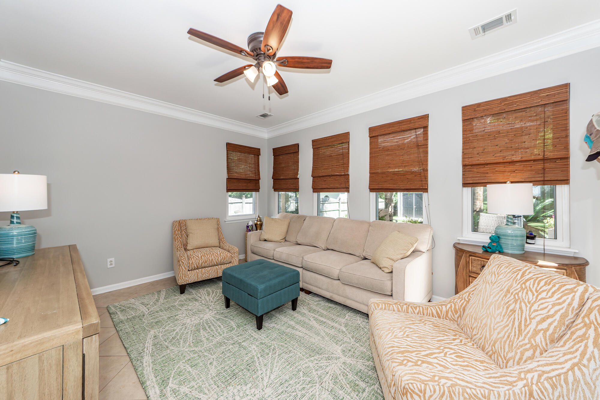 136 Oakbluff Road Summerville, SC 29485 - Photo 29 of 76 27