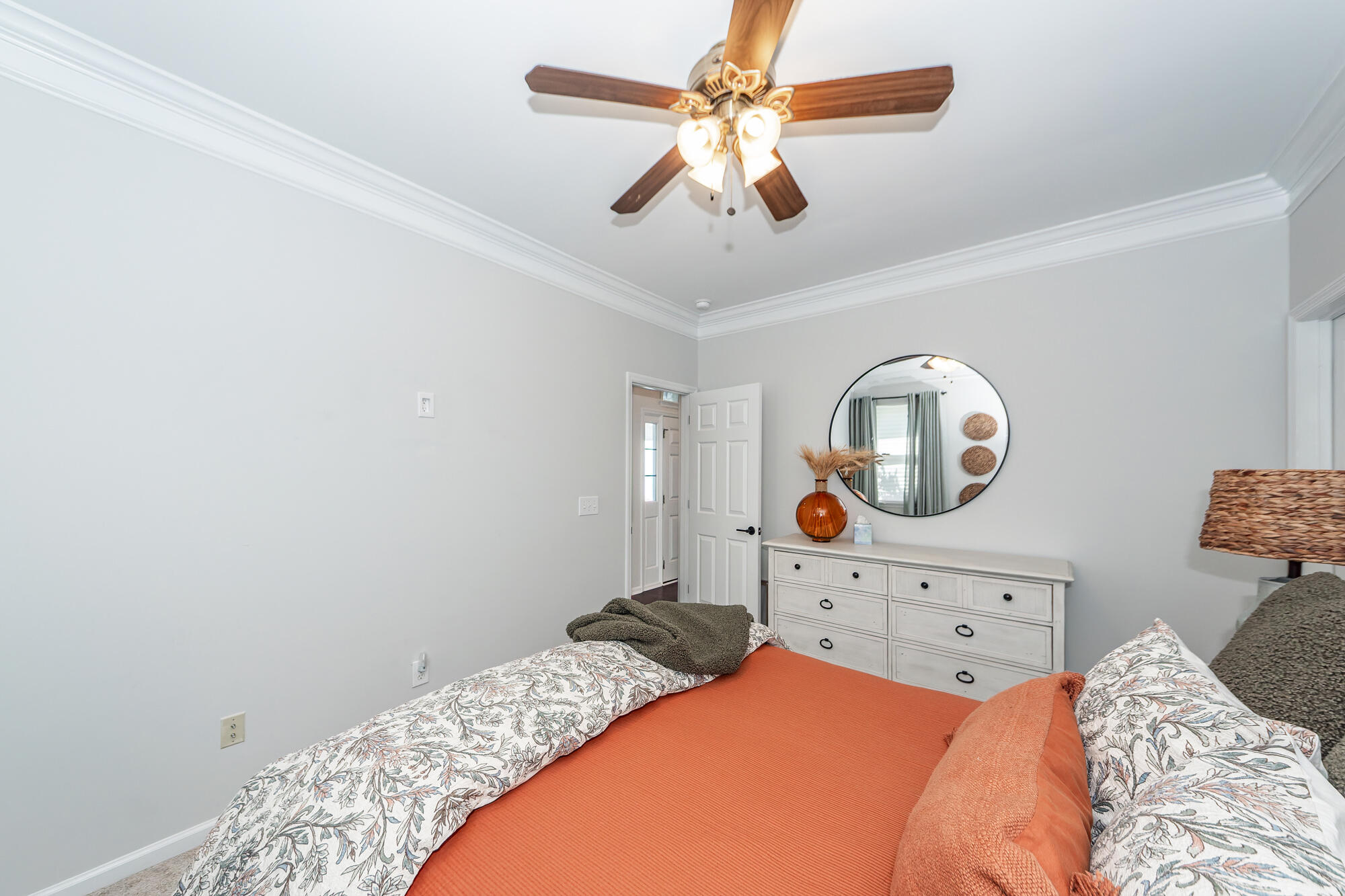 136 Oakbluff Road Summerville, SC 29485 - Photo 39 of 76 36