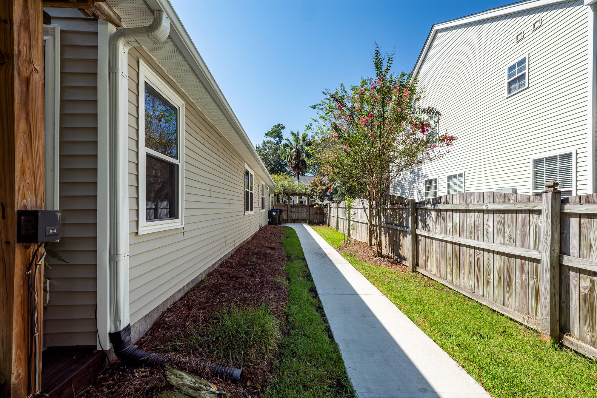 136 Oakbluff Road Summerville, SC 29485 - Photo 60 of 76 63
