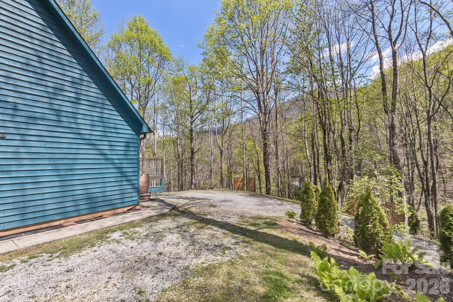 53 Benfield Road Weaverville, NC 28787 - Photo 8 of 46