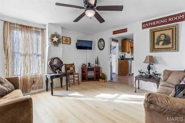 $147,900 | 318 East Marvin Avenue, Fredericktown, MO 63645