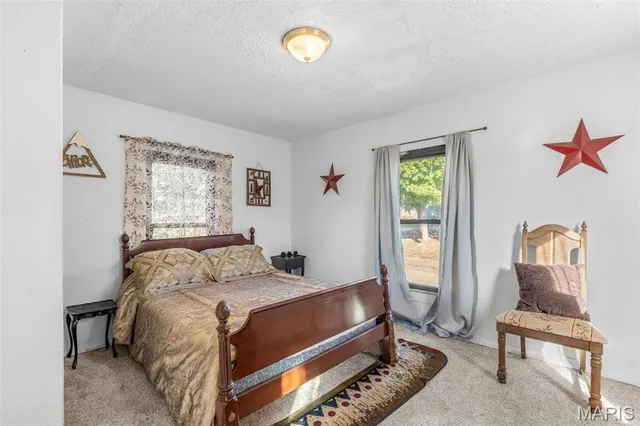 $147,900 | 318 East Marvin Avenue, Fredericktown, MO 63645