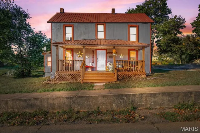 $147,900 | 318 East Marvin Avenue, Fredericktown, MO 63645