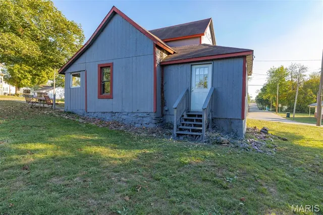 $147,900 | 318 East Marvin Avenue, Fredericktown, MO 63645